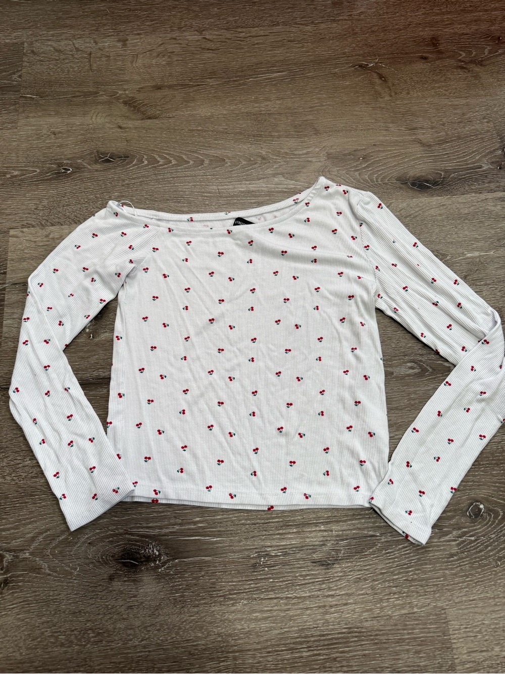 Streetwear society cherry long sleeve